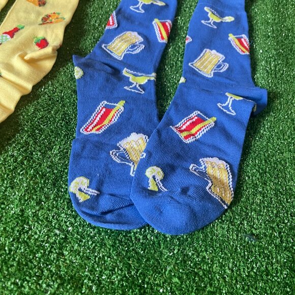 Into Socks Vending Machine Novelty 3 Pairs Pack Gift Box Socks Size 7-12 NEW - Picture 9 of 16